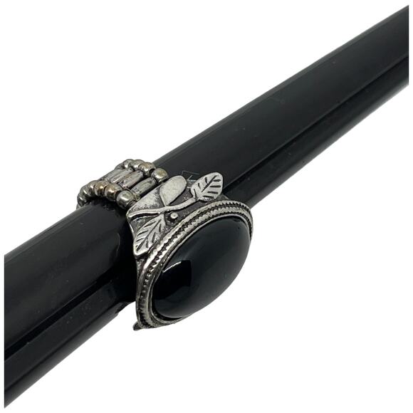 Black Stone Silver Tone Stretch Ring Leaf Design Vintage Style Adjustable Gothic - Picture 7 of 9